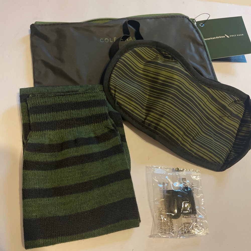 Cole Haan NWOT Flight Amenities Travel Kit